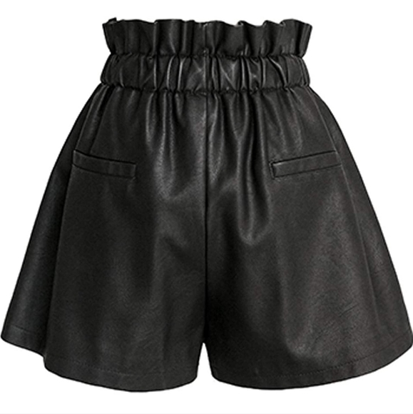Faux Leather Black High-waisted Shorts - Picture 4 of 7